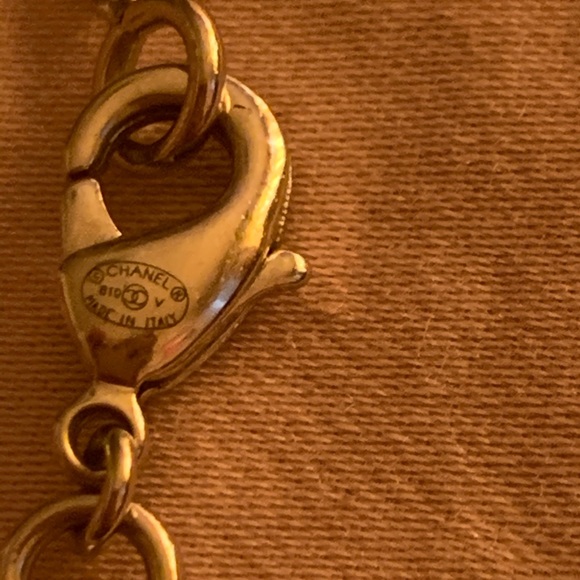 ❤️SOLD❤️Chanel CC Crystal Silver Tone Necklace⭐️ - Picture 14 of 16